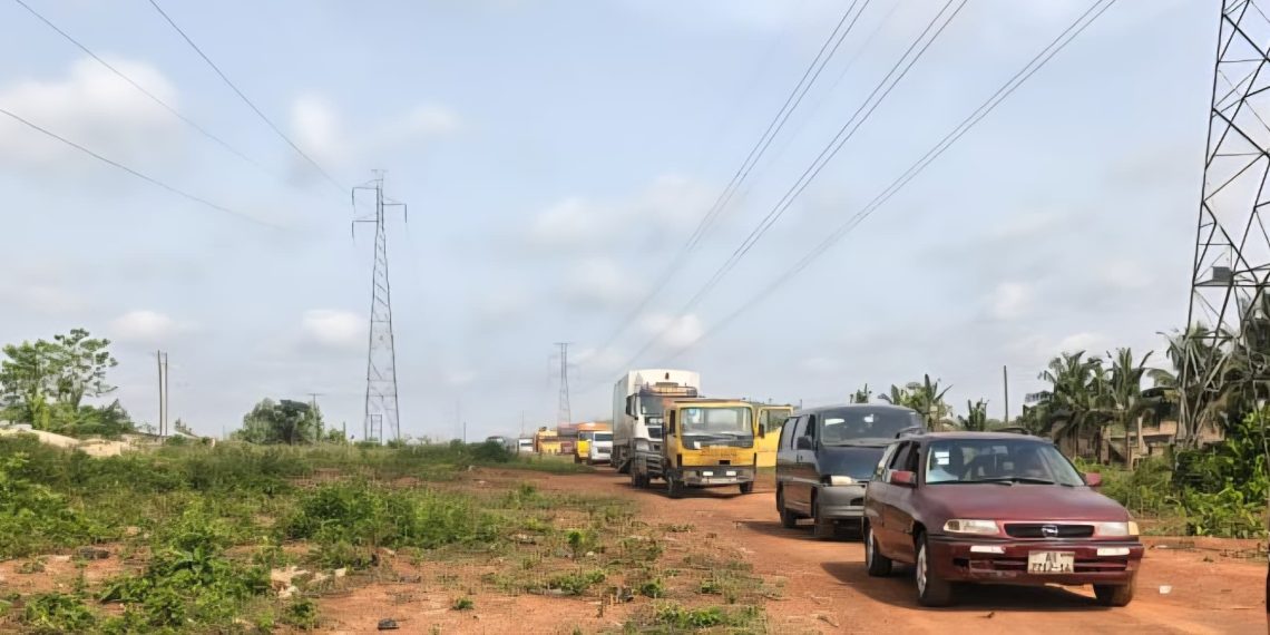 Adansi residents block Kumasi–Accra Highway over bad road conditions