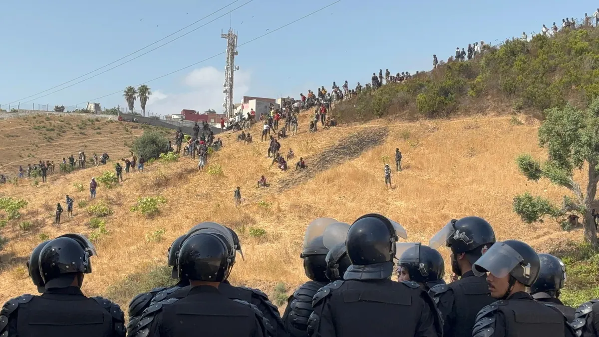 Moroccan forces foil mass migrant crossing Into Ceuta