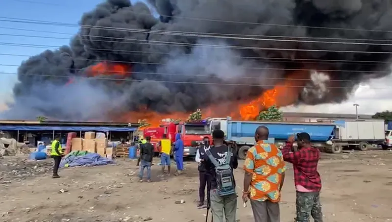 Residents feared dead in Avenor fire as mother claims child trapped inside