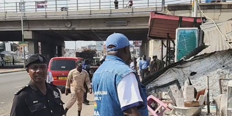 AMA clears unauthorised structures around Achimota Ayalolo bus stop